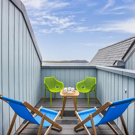 House Szálloda 4*